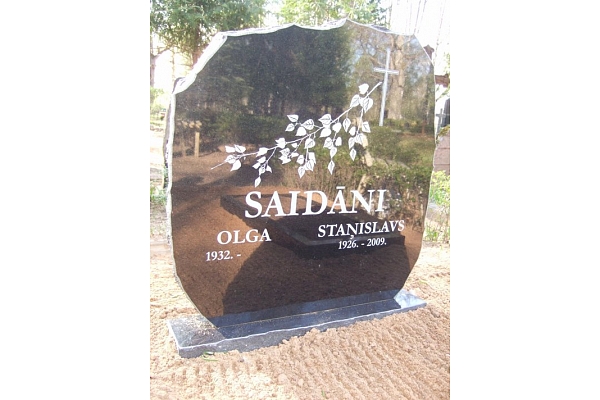 Akmens apstrāde, kapu pieminekļi, kapakmeņi