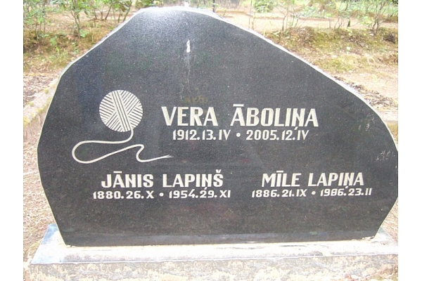 Akmens apstrāde, kapu pieminekļi, kapakmeņi