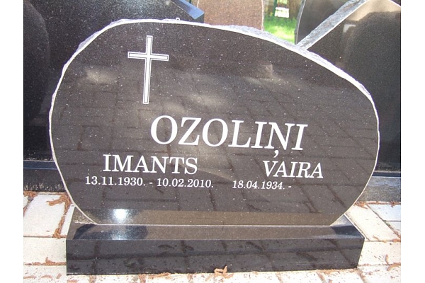 Akmens apstrāde, kapu pieminekļi, kapakmeņi