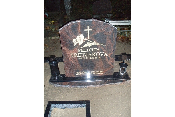 Akmens apstrāde, kapu pieminekļi, kapakmeņi