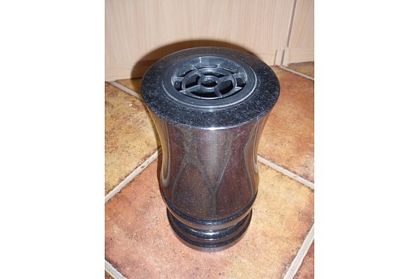 Akmens apstrāde, kapu pieminekļi, kapakmeņi