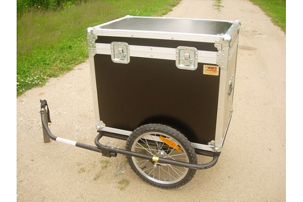 Drošās un izturīgas kastes audio un video aparatūrai