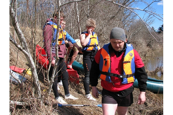 Abavas laivas, laivu noma, motorlaivu noma, laivas, laivošana, atpūtas vietas