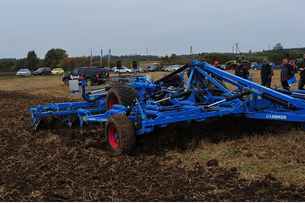 Kultivators Lemken Konekesko