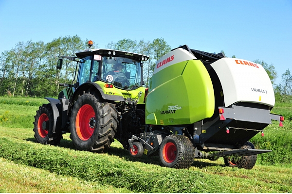 Rituļu prese Claas Variant-385rc