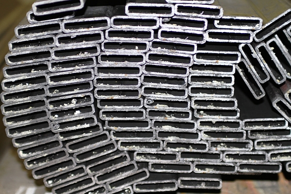 Profilcaurule ovāla