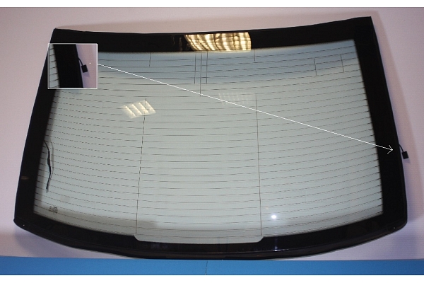 5362BGSSABGZ A MERCEDES S CLASS W221 4D SED 05 13  Backlight Rear Car Window   Auto Glass Green   Solar Control   Antenna   Stop Lights   GPS System Encapsulated 01