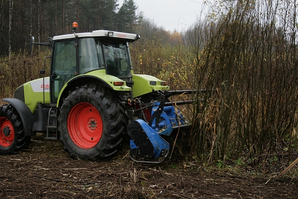 BELAFER meža frēze. Traktortehnikas, lopkopības tehnikas, komunālās tehnikas tirdzniecība
