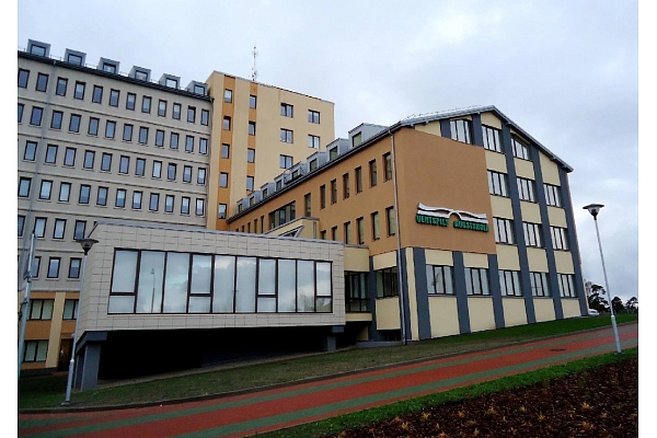 Skola no ārpuses