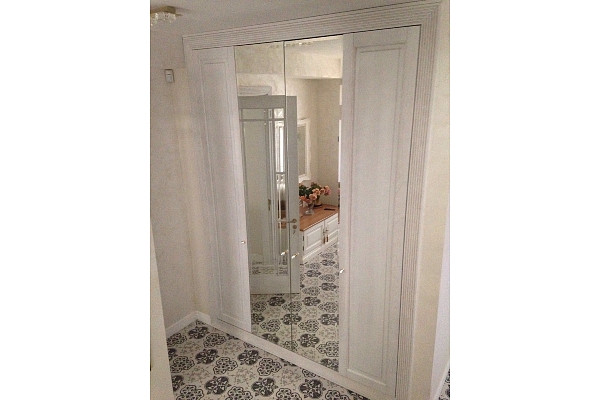 Korpusa mēbeles