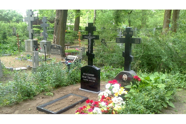 Granīta krusts