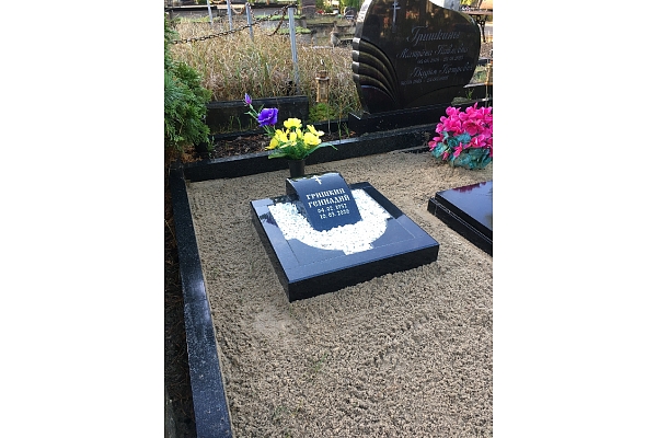 Granīta pieminekļu izgatavošana