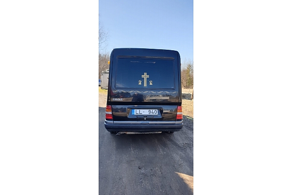 Apbedīšanas pakalpojumi