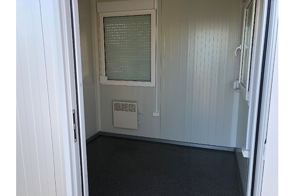 Sarga postenis PU80 interjers