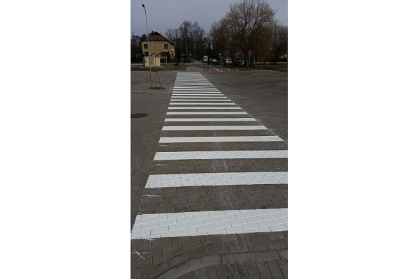 Līniju krāsošana