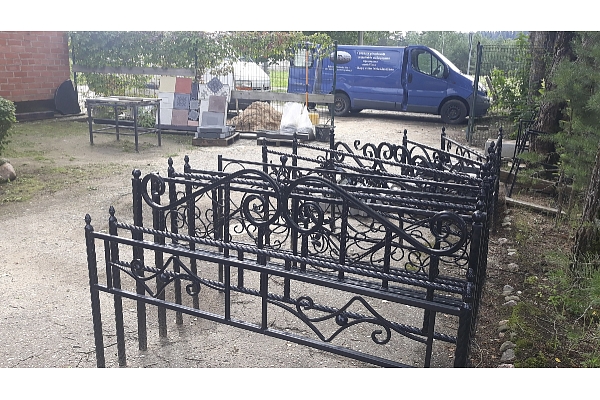 Kapu pieminekļu izgatavošana