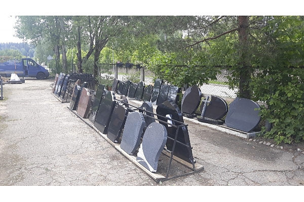 Kapu pieminekļu izgatavošana