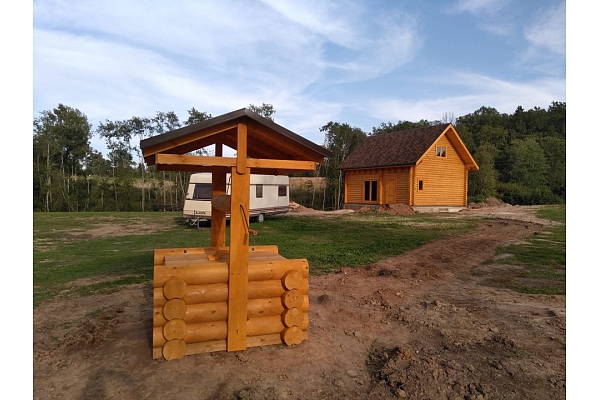 Guļbaļķu pirtis, guļbūves Valmiera, Cēsīs, Vidzeme dārza mēbeles