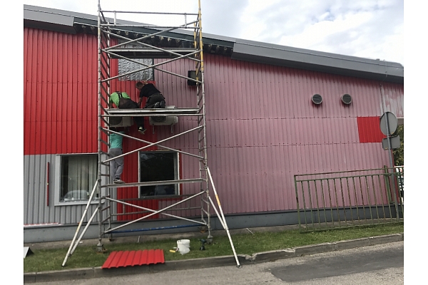 Fasādes atjaunošanas darbi