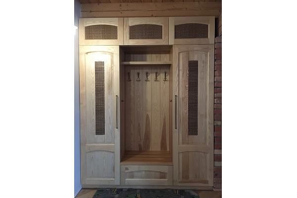 Mana galdniecība Skapis