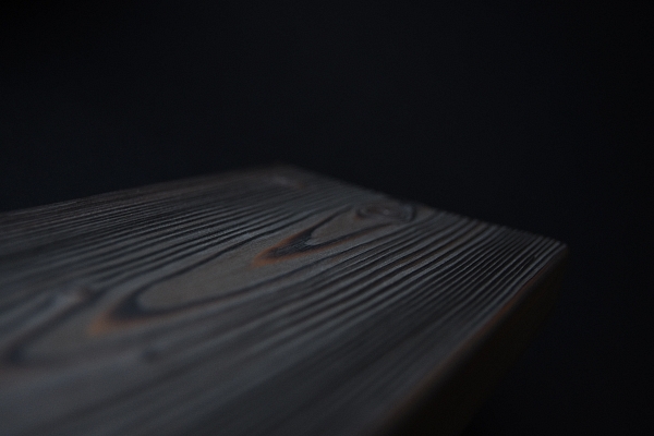 Dedzināta/krāsota lapegle