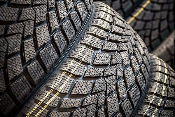 Auto riepu un rezerves daļu tirdzniecība. Liepāja