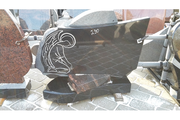 Granīta pieminekļi