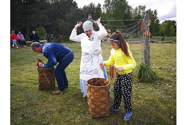 Dieniņas, lauku māja