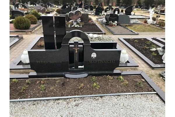 Kapu pieminekļu izgatavošana