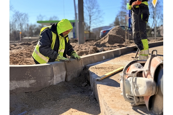 Betona apmaļu izbūve