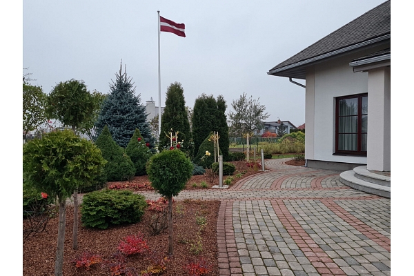 piemājas teritorijas labiekārtošana