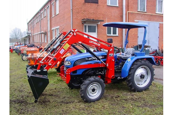 Traktortehnikas aprīkojums