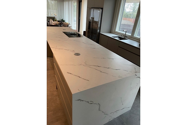Dekton Kairos virtuve
