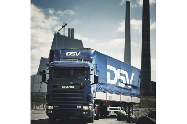 Sauszemes kravu pārvadājumi