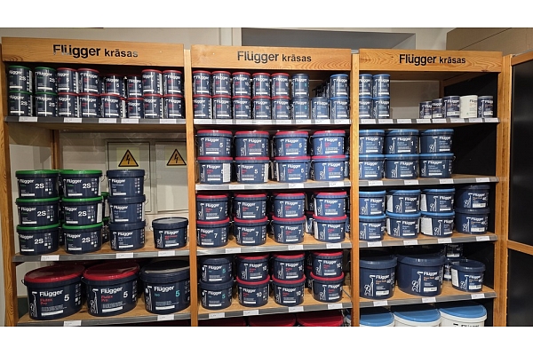 Flugger Flutex sienas krāsu stends Profcentrs veikalā