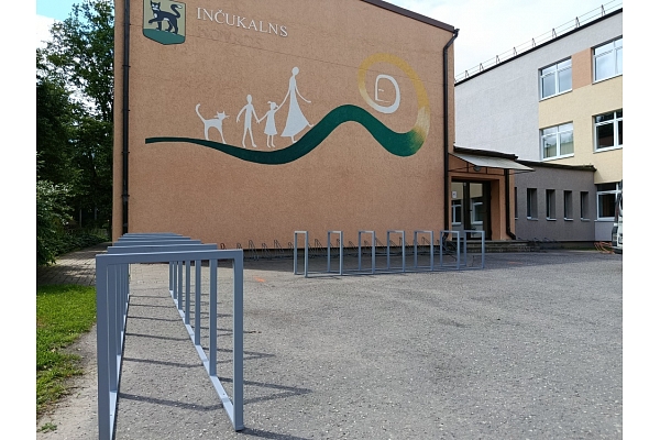 Velo statīvi