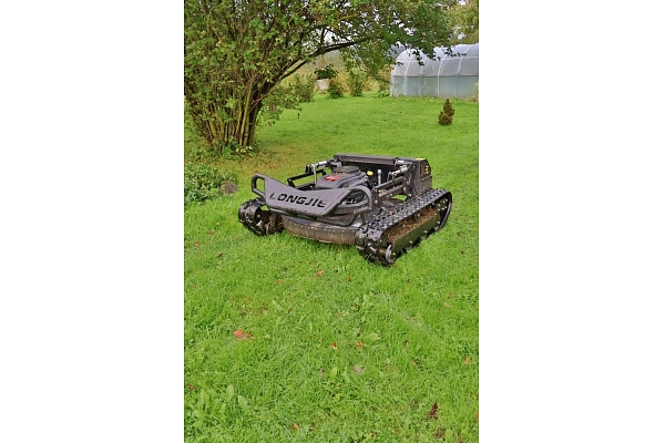 Zāles pļāvēju robotu tirdzniecība