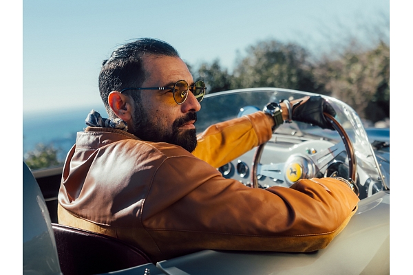 Hyperlight Optics —  ideālais palīgs pie stūres