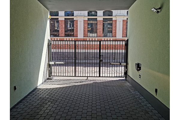 Vārti iebraucamajam ceļam