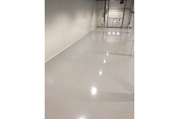 Industriālo grīdu klāšana