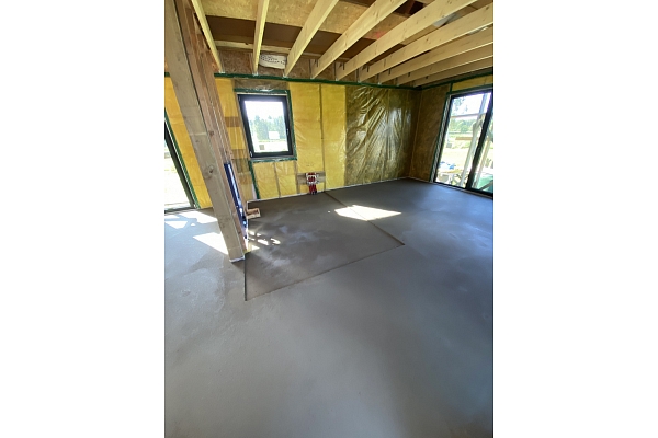 Pilna cikla grīdas izbūve