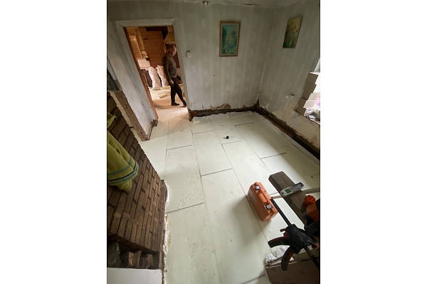 Pilna cikla grīdas izbūve