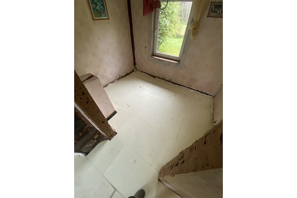 Pilna cikla grīdas izbūve