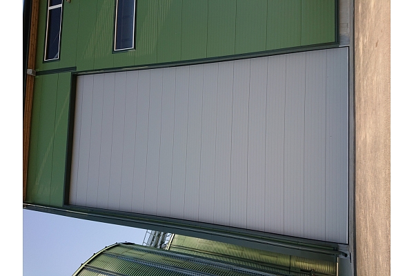 Lielizmera pacelamie vārti