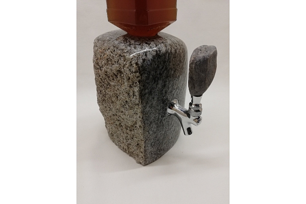 A A darbnīca, akmens apstrāde