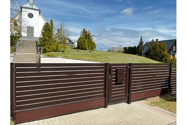 Iebraucamie vārti