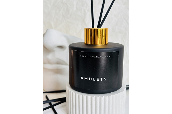 Mājas aromāts ar kociņiem