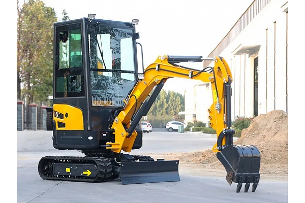 LT1018 mini excavator