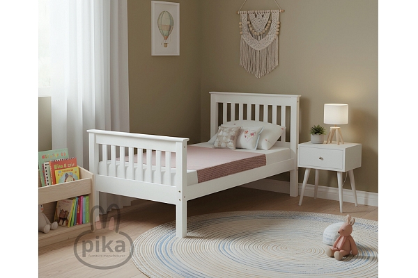 Klasiska bērnu gulta balta