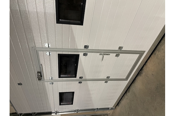 Pacelamie varti ar personaldurvim